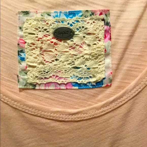 Long Ruffle Tank 🍑 - Picture 2 of 4